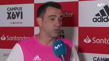 Xavi: "Es complicado el entorno, más para un seleccionador que no lleva jugadores del Madrid"