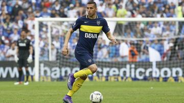 Está sin club tras rescindir con Toluca. Puede partir a Estudiantes y su nombre también fue vinculado a Colo Colo. Jugó en Boca y Palmeiras.