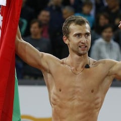 Un atleta bielorruso pone a la venta una medalla para apoyar a los presos políticos de su país