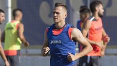 Pau Torres y N´Diaye ya no entrenan y se acelera su salida