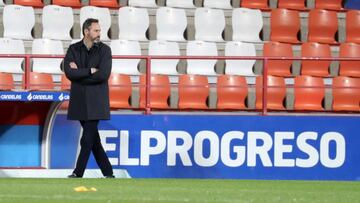 Vicente Moreno, entrenador del Espanyol, en Lugo.