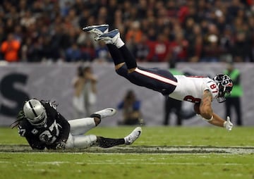 La crónica en imágenes del Texans-Raiders en el Azteca