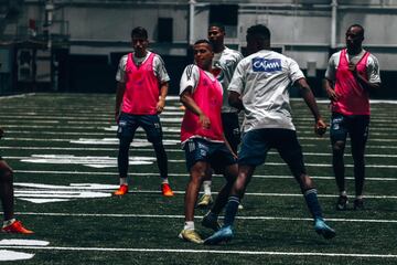 Millonarios entrenó en el Nicholson Fieldhouse de la UCF antes de enfrentar al Everton en Orlando por la Florida Cup.