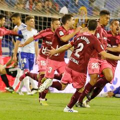 Al Albacete se le atraganta jugar en La Romareda