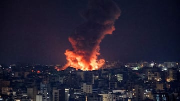 Smoke and flames rise over Beirut's southern suburbs after a strike, amid ongoing hostilities between Hezbollah and Israeli forces, as seen from Sin El Fil, Lebanon, October 6, 2024. REUTERS/Amr Abdallah Dalsh