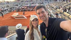 Pau Gasol y Catherine McDonnell en la final de Roland Garros 2024 disputada en la pista Court Philippe Chatrier de París. 