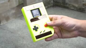 Crean una Game Boy que funciona sin pilas: se carga con energía solar