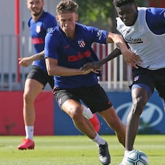 Partidillo del Atlético: Llorente sigue en punta y gol de Costa