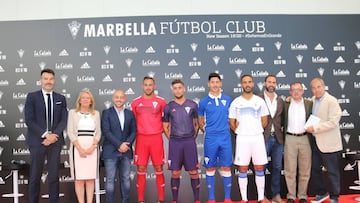 Presentaci&oacute;n camisetas del Marbella F&uacute;tbol Club.