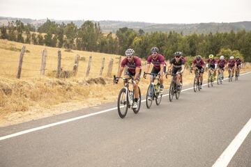 La Gran Fondo Ruta del Vino congregó a cerca de 80 competidores en el Valle de Colchagua.