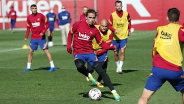 Griezmann, en la imagen en una acci&oacute;n del &uacute;ltimo entrenamiento, tendr&aacute; hoy otra oportunidad para reivindicarse.