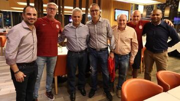 La visita de Reinaldo Rueda a la delegación de Inter de Brasil