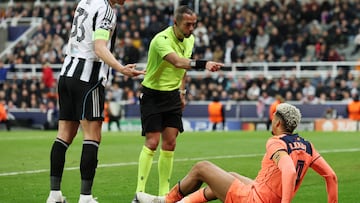 Rooney says Barcelona’s draw with Newcastle shows Premier League teams’ speed and intensity could expose the Catalans in Europe.