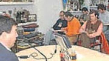 <b>COMPARECENCIA. </b>Parra explicó que deja el Alba el día 25.