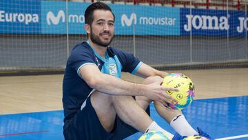 Rafael Rato, jugador del Movistar Inter, posa para un reportaje de Diario AS.