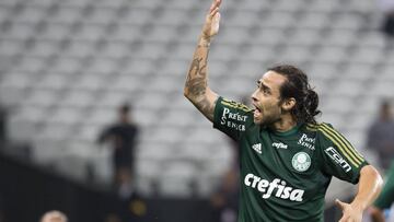 Valdivia reveló el papel que jugaron la Roja y Lucas Barrios en su salida de Palmeiras