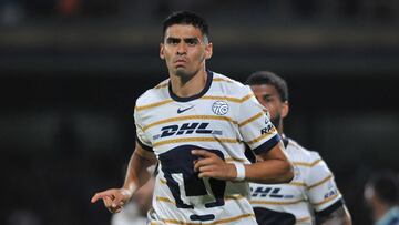 Pumas' forward Guillermo Martinez celebrates after scoring during the Liga MX Apertura tournament football match between Pumas and Puebla at the Olimpico Universitario Stadium in Mexico City on September 17, 2024. (Photo by Victor Cruz / AFP)