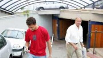 <B>LESIONADO.</B> Las pruebas médicas han revelado que el meta maño sufre un esguince muscular con una pequeña rotura de fibras en el gemelo de la pierna derecha.