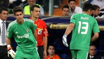 <b>CANTERANOS. </b>Tomás Mejías entra en lugar de Adán, ante el Getafe.