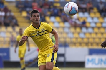 Bueno de 27 años tuvo un destacado paso por el Nacional de Uruguay donde ganó tres veces la liga de ese país. Hoy en la Universidad de Concepción solo ha jugado dos partidos.