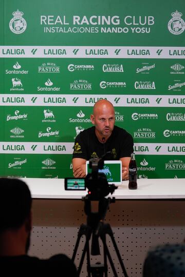 José Alberto compareció ante los medios de comunicación antes del último entrenamiento de la semana.