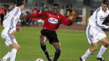 <B>SIN PROBLEMAS.</b> Etoo no le concede demasiada importancia a dónde se disputará la final de la Copa del Rey.