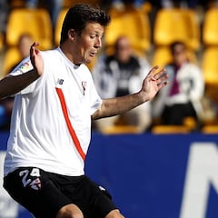 El Nàstic sale vivo de Sevilla gracias a Delgado y a Emaná