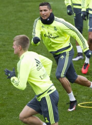 Cristiano Ronaldo y Toni Kroos.