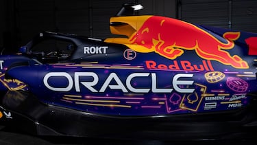 Detalle de juegos de casino en el monoplaza para el GP de Las Vegas.