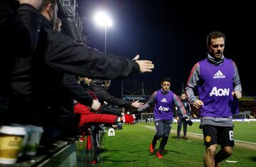 Soccer Football - FA Cup Fourth Round - Yeovil Town vs Manchester United - Huish Park, Yeovil, Britain - January 26, 2018   Manchester United's Alexis Sanchez and Juan Mata during the warm up before the match    Action Images via Reuters/Paul Childs