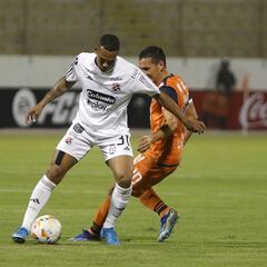 Un DIM superlativo golea en Perú y es líder parcial