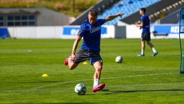 &Oslash;degaard se ejercita con el grupo.