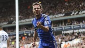 <b>EN RACHA. </b>Mata marcó ayer dos goles en la victoria del Chelsea ante el Tottenham.