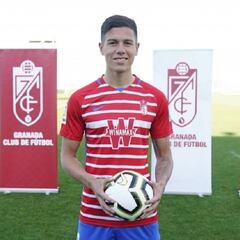 Nehuén Pérez: “Diego Martínez me recalcó que nadie es más que el club"