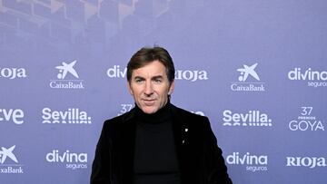 Antonio de la Torre, presentador de la Gala, con un esmoquin negro de Pedro del Hierro.