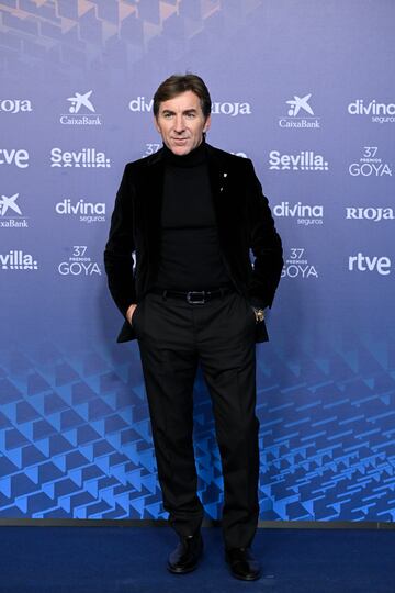 Antonio de la Torre, presentador de la Gala, con un esmoquin negro de Pedro del Hierro.
