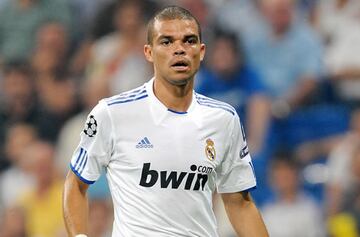 Pepe, durante un partido de Champions con el Real Madrid.