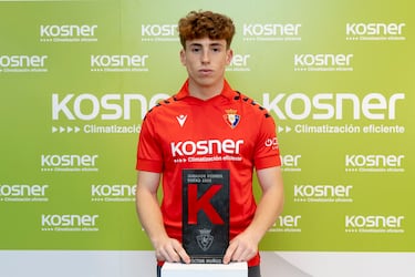 Víctor Muñoz ‘llama’ a la puerta