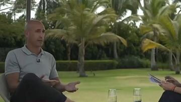 Luis Rubiales, con Ana Pastor en República Dominicana.