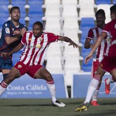 El Almería termina su periodo de renovaciones con 6.809 abonados