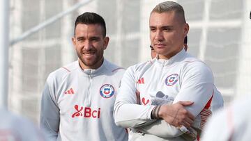 “Primero está la U y después, si viene la Roja, mejor”