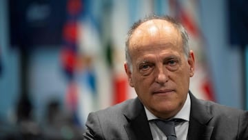 (FILES) This file photograph taken on October 21, 2020, shows the president of Spanish Liga Javier Tebas is pictured during an AFP interview in Madrid on October 21, 2020. - Spain's top football division, La Liga, took out a court injunction against the beIN Media Group on October 10, 2022, to freeze 50 million euros (48,5 million dollars) of their assets after non-payment for television rights, and a Spanish court placed a temporary hold on the figure pending a full hearing on the case, according to court documents seen by AFP. (Photo by PIERRE-PHILIPPE MARCOU / AFP)