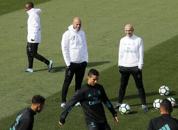 El Madrid prepara el partido ante la Real Sociedad de Carlos Vela