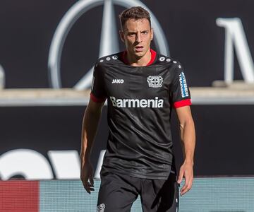 El defensa de Bayer Leverkusen (Alemania) está valorado en 12 millones de euros.