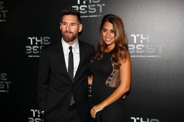 Lionel Messi y Antonella Roccuzzo, embarazada, en los The Best 2017