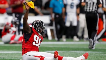 ATLANTA, GA - SEPTEMBER 16: Takkarist McKinley #98 of the Atlanta Falcons holds up a penalty flag during the second half against the Carolina Panthers at Mercedes-Benz Stadium on September 16, 2018 in Atlanta, Georgia.   Kevin C. Cox/Getty Images/AFP
 == FOR NEWSPAPERS, INTERNET, TELCOS &amp; TELEVISION USE ONLY ==