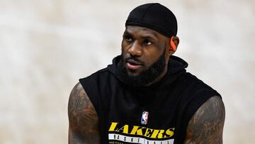 El expresidente de Estados Unidos lanzó un comunicado donde aseguró que los discursos de LeBron son “racistas, insultantes y degradantes”.