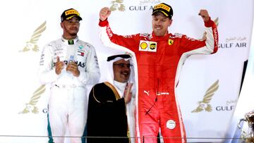Motorsports: FIA Formula One World Championship 2018, Grand Prix of Bahrain, , #5 Sebastian Vettel (GER, Scuderia Ferrari)#44 Lewis Hamilton (GBR, Mercedes AMG Petronas F1 Team), | usage worldwide *** Local Caption *** .