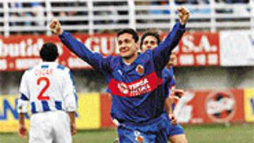 <b>UN PUNTO</b>. El cabezazo de Raúl Ivars permitió al Elche salvar un punto en su visita a Butarque.