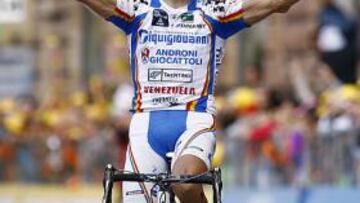 <b>LLEGÓ SU MOMENTO.</b> Tras más de 10 años como profesional, Bertolini ganó por fin una etapa en una "grande".